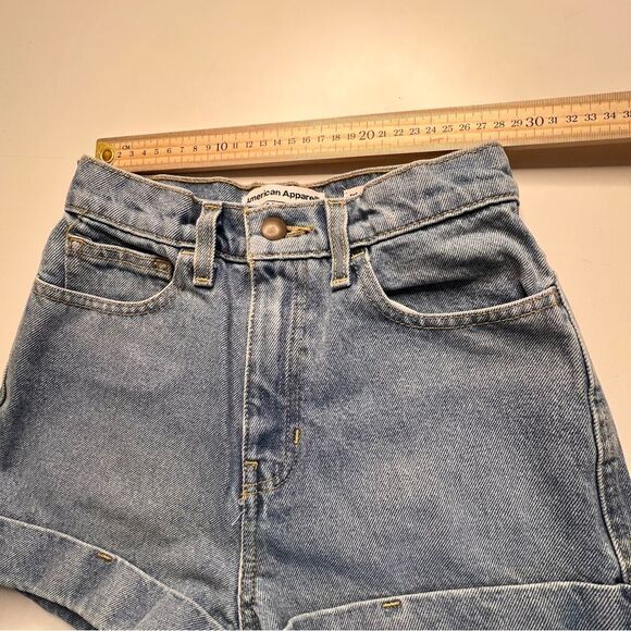 Women’s American Apparel Women's Denim High-Waist Cuff Short size 25 light wash. - Picture 6 of 13